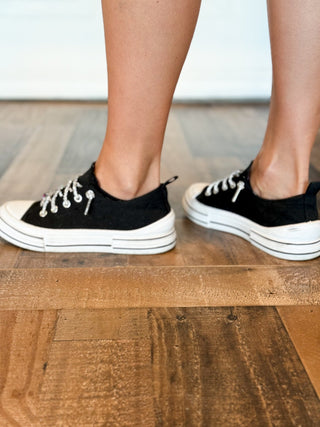 Very G Aman Slip On Sneaker, Quilted Black - 300 Footwear - The Farmhouse