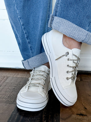 Very G Aman Slip On Sneaker, White - 300 Footwear - The Farmhouse