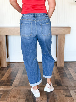 Weekend Wander Barrel Jeans - 210 Jeans - The Farmhouse