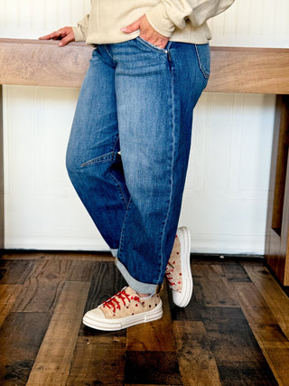 Weekend Wander Barrel Jeans - 210 Jeans - The Farmhouse