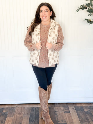 Wildflower Padded Vest, Cream - 160 Outerwear - The Farmhouse