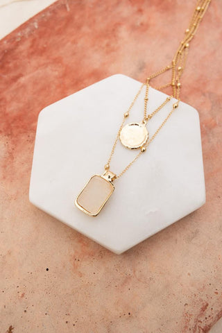 Wilma Blushy Stone Pendant Necklace - 290 Jewelry - The Farmhouse
