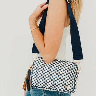 Woven Willow Camera Crossbody Bag Wholesale-Crossbody Bag-Pretty Simple