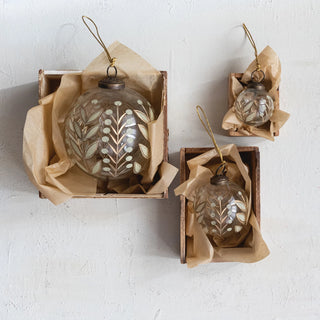 Etched Glass Ball Ornament w / Botanicals