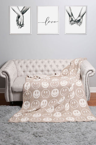 Smiley Luxe Throw - The Farmhouse AZ