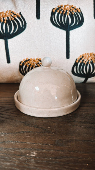 Stoneware Domed Dish - The Farmhouse