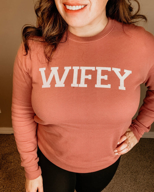 Wifey Sweatshirt - Mauve - The Farmhouse AZ
